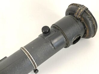 Entfernungsmesser 36 der Wehrmacht, Hersteller cxn. Gute Durchsicht, Originallack. Gängig, Gummi weich, in diesem Zustand selten