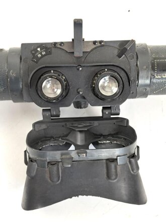 Entfernungsmesser 36 der Wehrmacht, Hersteller cxn. Gute Durchsicht, Originallack. Gängig, Gummi weich, in diesem Zustand selten