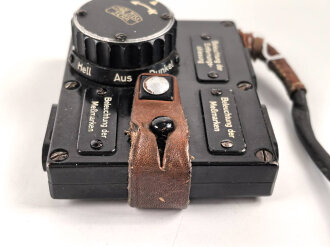 Regelschalter zum Entfernungsmesser 36, die Kabelummantelung zum Teil brüchig, sonst guter Zustand, Hersteller Carl Zeiss Jena