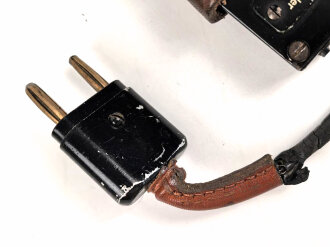 Regelschalter zum Entfernungsmesser 36, die Kabelummantelung zum Teil brüchig, sonst guter Zustand, Hersteller Carl Zeiss Jena