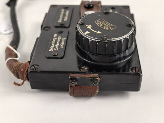 Regelschalter zum Entfernungsmesser 36, die Kabelummantelung zum Teil brüchig, sonst guter Zustand, Hersteller Carl Zeiss Jena