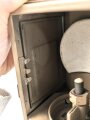Ungebrauchte Einheitslaterne Stahl Wehrmacht. Originallack, ungereinigtes Stück, Funktion nicht geprüft