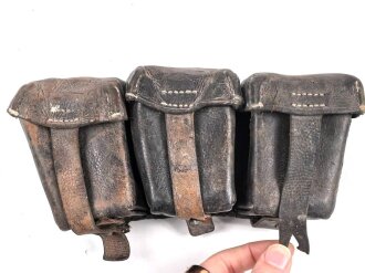 1.Weltkrieg Patronentasche, ungereinigtes Stück, Leder zum Teil trocken und defekt