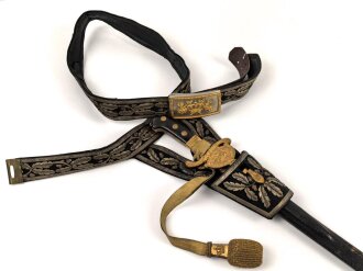 Hirschfänger mit Feldbinde und Koppelschuh in...