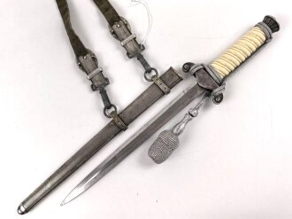 Dolch für Offiziere des Heeres. Hersteller Höller Solingen. Homogenes Stück in gutem Gesamtzustand