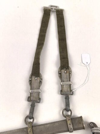 Dolch für Offiziere des Heeres. Hersteller Höller Solingen. Homogenes Stück in gutem Gesamtzustand