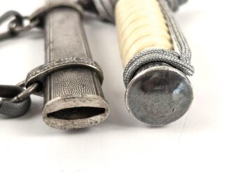 Dolch für Offiziere des Heeres. Hersteller Höller Solingen. Homogenes Stück in gutem Gesamtzustand