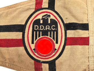 Der Deutsche Automobil Club DDAC, Wimpel für ein Fahrzeug, stark gebraucht, 19cm Höhe