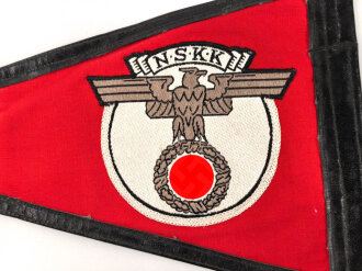 NSKK, Wimpel für ein Fahrzeug in sehr gutem Zustand, Höhe 17cm