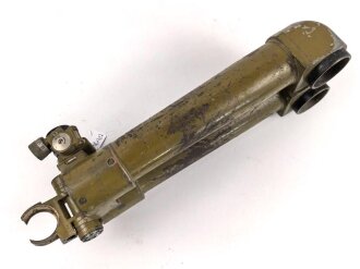 Russland 2. Weltkrieg, Scherenfernrohr, datiert 1938, Originallack, klare Durchsicht, Strichplatte deutlich. Die Aufnahme defekt. Ungereinigt