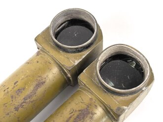 Russland 2. Weltkrieg, Scherenfernrohr, datiert 1938, Originallack, klare Durchsicht, Strichplatte deutlich. Die Aufnahme defekt. Ungereinigt