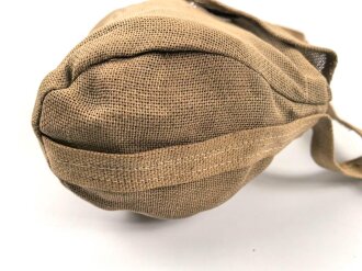 Volksgasmaske VM 40 in Tragetasche, guter Gesamtzustand