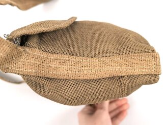 Volksgasmaske VM 40 in Tragetasche, guter Gesamtzustand