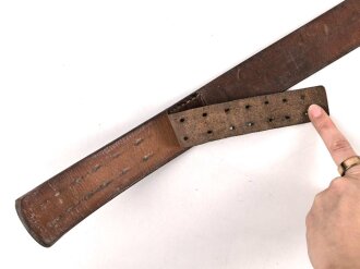 Luftwaffe, Koppelriemen für Mannschaften. Schokoladenbraunes Kammerstück mit Leichtmetall Gegenhalt. Datiert 1937, Gesamtlänge 116cm