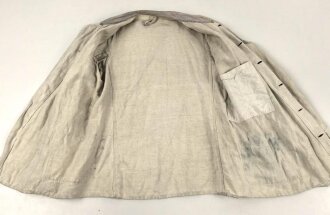 Drillichjacke und Hose rohweiss, mir so unbekannt, eventuell früher Reichsarbeitsdienst ?