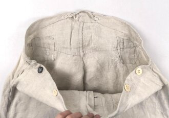 Drillichjacke und Hose rohweiss, mir so unbekannt, eventuell früher Reichsarbeitsdienst ?