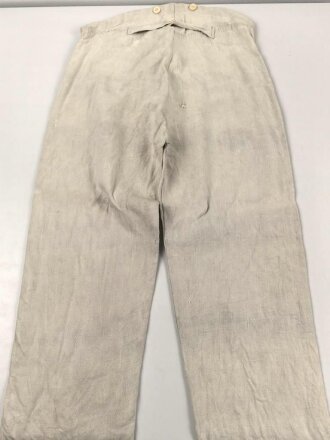 Drillichjacke und Hose rohweiss, mir so unbekannt, eventuell früher Reichsarbeitsdienst ?