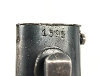 Seitengewehr M84/98 für k98 der Wehrmacht. Getragenes Stück, auf der Klinge Farbflecken ?