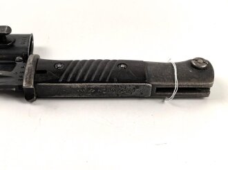 Seitengewehr M84/98 für k98 der Wehrmacht. Getragenes Stück, auf der Klinge Farbflecken ?
