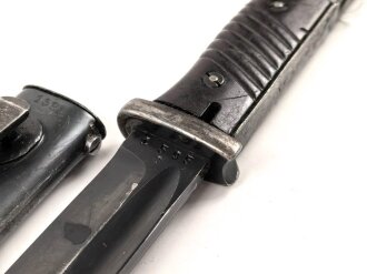 Seitengewehr M84/98 für k98 der Wehrmacht. Getragenes Stück, auf der Klinge Farbflecken ?