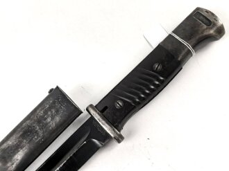 Seitengewehr M84/98 für k98 der Wehrmacht. Getragenes Stück, auf der Klinge Farbflecken ?