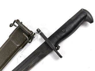 U.S. Army 2.Weltkrieg, Seitengewehr für M 1 Garand . Hersteller AH.  Scheide Originallack, ungereinigtes Stück