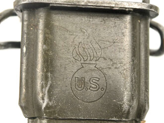 U.S. Army 2.Weltkrieg, Seitengewehr für M 1 Garand . Hersteller AH.  Scheide Originallack, ungereinigtes Stück