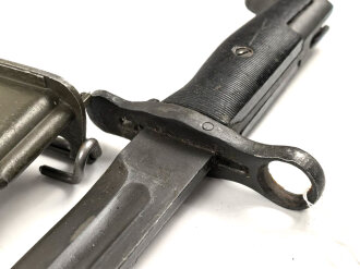 U.S. Army 2.Weltkrieg, Seitengewehr für M 1 Garand . Hersteller AH.  Scheide Originallack, ungereinigtes Stück