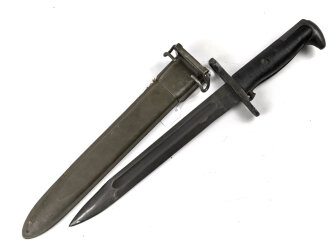 U.S. Army 2.Weltkrieg, Seitengewehr für M 1 Garand . Hersteller AH.  Scheide Originallack, ungereinigtes Stück