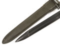 U.S. Army 2.Weltkrieg, Seitengewehr für M 1 Garand . Hersteller AH.  Scheide Originallack, ungereinigtes Stück