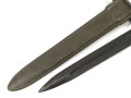 U.S. Army 2.Weltkrieg, Seitengewehr für M 1 Garand . Hersteller AH.  Scheide Originallack, ungereinigtes Stück