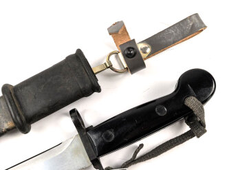 Nationale Volksarmee der DDR, Seitengewehr Kalaschnikov AK47/59.