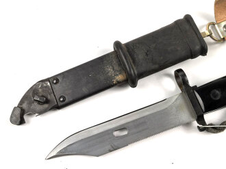 Nationale Volksarmee der DDR, Seitengewehr Kalaschnikov AK47/59.