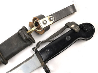 Nationale Volksarmee der DDR, Seitengewehr Kalaschnikov AK47/59.