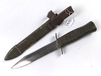 Jugoslawien, Kampfmesser Modell 1951. Ungereinigtes Stück in gutem Gesamtzustand