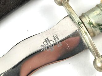 Deutschland nach 1945, Dolch mit Flammenklinge "Rehwappen " Messer in Stil eines Grabendolches aus dem 1. Weltkrieg.