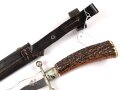 Deutschland nach 1945, Dolch mit Flammenklinge "Rehwappen " Messer in Stil eines Grabendolches aus dem 1. Weltkrieg.