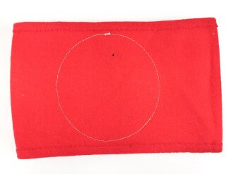 Armbinde für Angehörige von Parteiverbänden. Frühes, dreiteiliges Stück aus Filz, guter Zustand