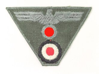 Heer, Abzeichen für eine Feldmütze Modell 1943 für Mannschaften, späte Fertigung, ungetragen