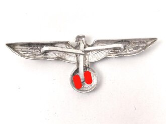 Adler für eine Schirmmütze des Heeres....