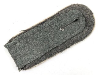 Heer, einzelne Schulterklappe für Mannschaften der Infanterie, Länge etwa 11cm
