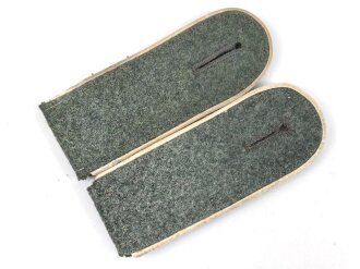 Heer, Paar Schulterklappen für Mannschaften der Infanterie . Kammerstücke, Länge etwa 11,5cm