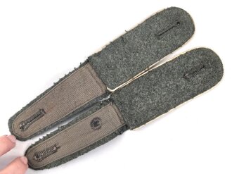 Heer, Paar Schulterklappen für Mannschaften der Infanterie . Kammerstücke, Länge etwa 11,5cm