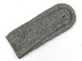 Heer, einzelne Schulterklappe für einen Unteroffizier der Infanterie, Länge etwa 11cm