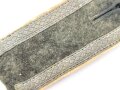 Heer, einzelne Schulterklappe für einen Unteroffizier der Infanterie, Länge etwa 11cm