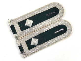 Heer, Paar Schulterklappen für einen Feldwebel der Infanterie, Länge etwa 11,5cm