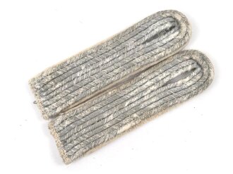 Heer, Paar Schulterklappen für einen Leutnant der Infanterie, Länge etwa 11cm