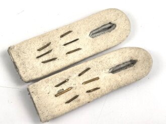 Heer, Paar Schulterklappen für einen Leutnant im Infanterie Regiment 107, Länge etwa 10,5cm