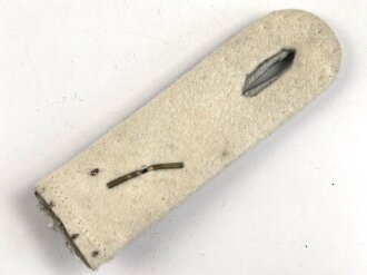 Einzelnes  Schulterstück für einen Oberleutnant der Infanterie, Länge etwa 11,5cm