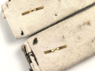 Heer, Paar  Schulterstücke  für einen Oberleutnant der Infanterie,  Länge etwa 11cm